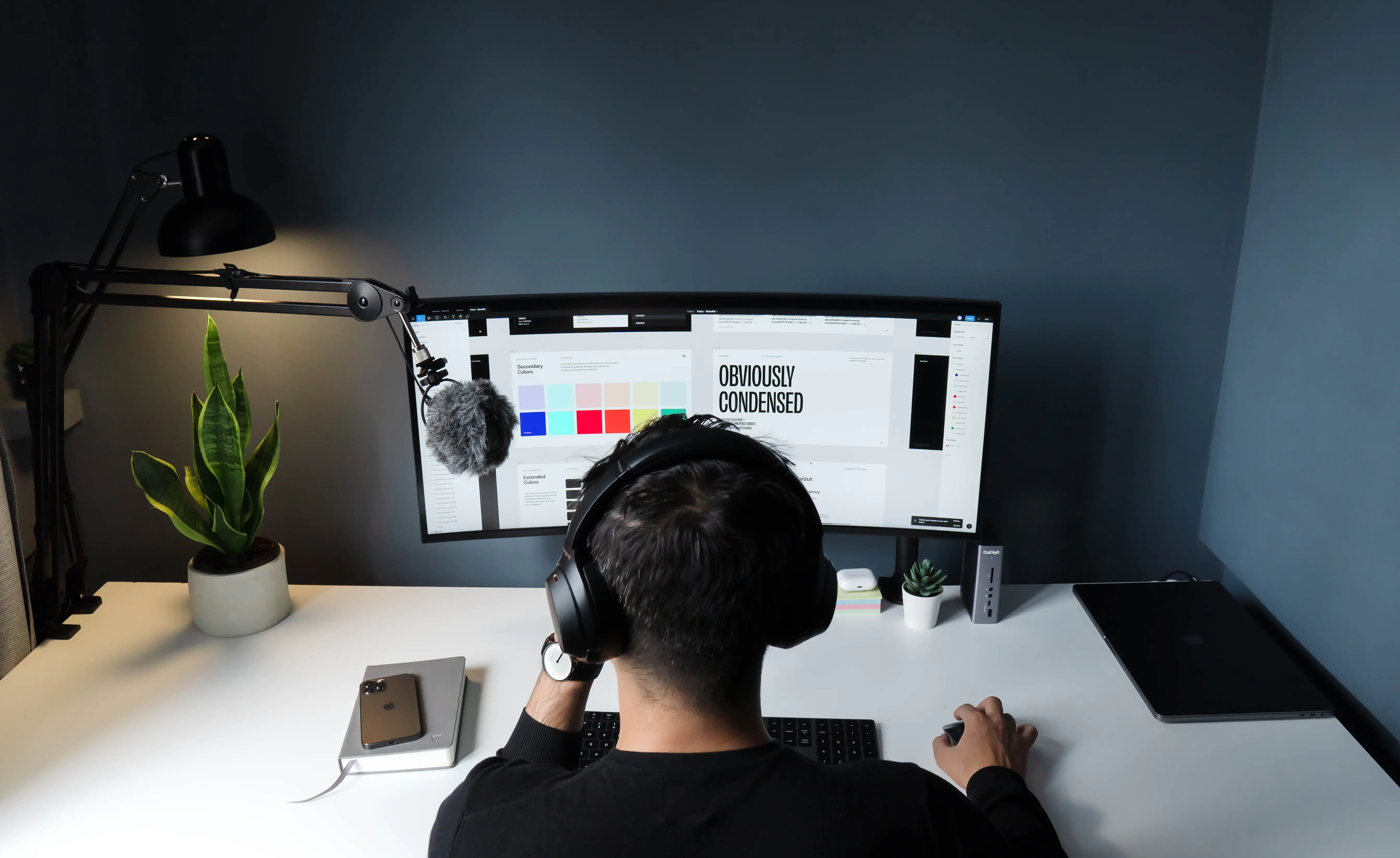 A-visual-representing-website-user-interface-design