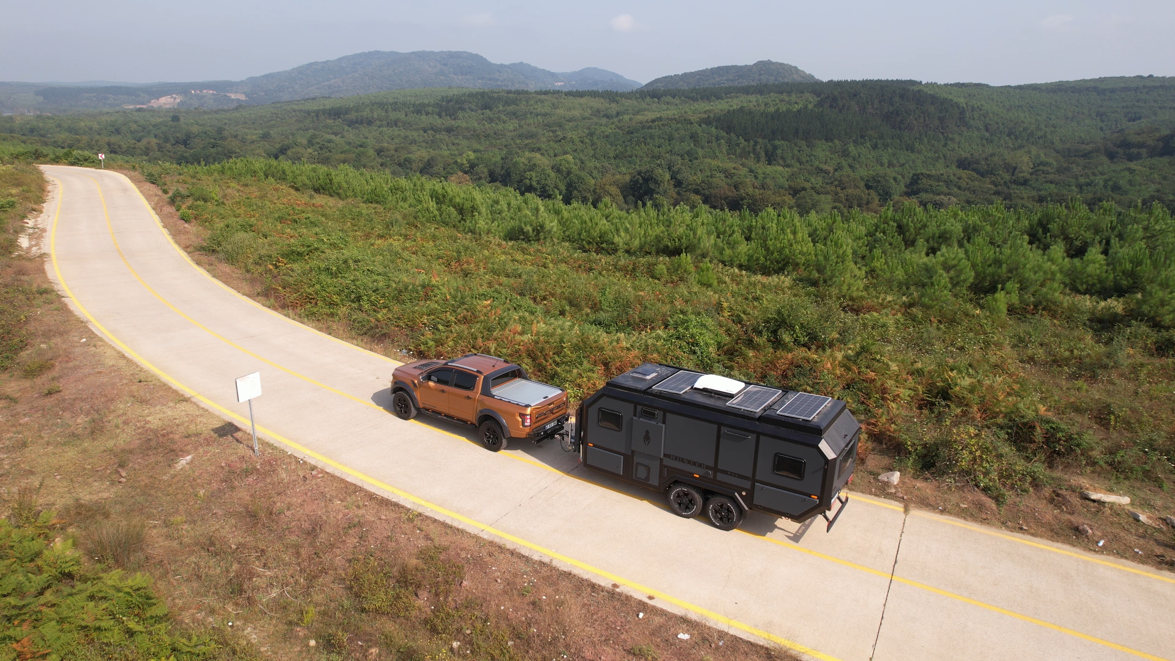 Hunter Caravan